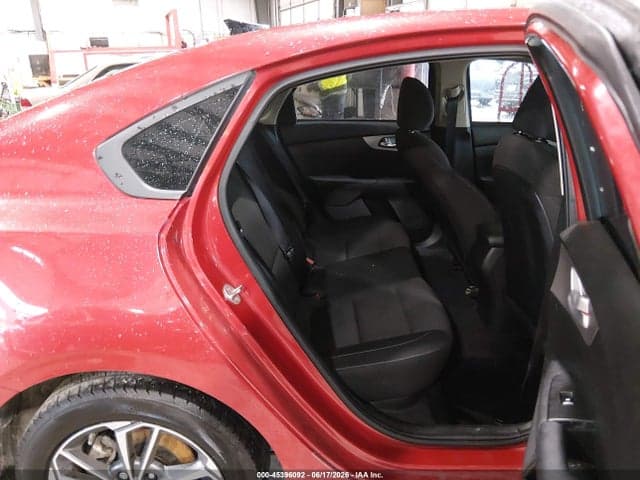 2023 KIA FORTE LXS 8