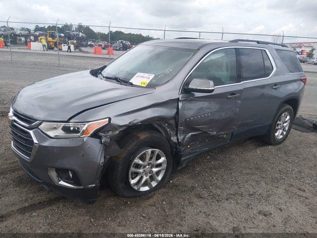 2021 CHEVROLET TRAVERSE FWD LT CLOTH 2