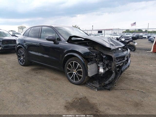 2019 PORSCHE CAYENNE S