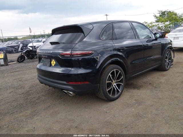 2019 PORSCHE CAYENNE S 4