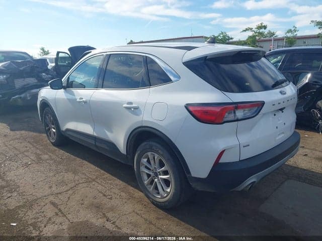 2020 FORD ESCAPE SE 3