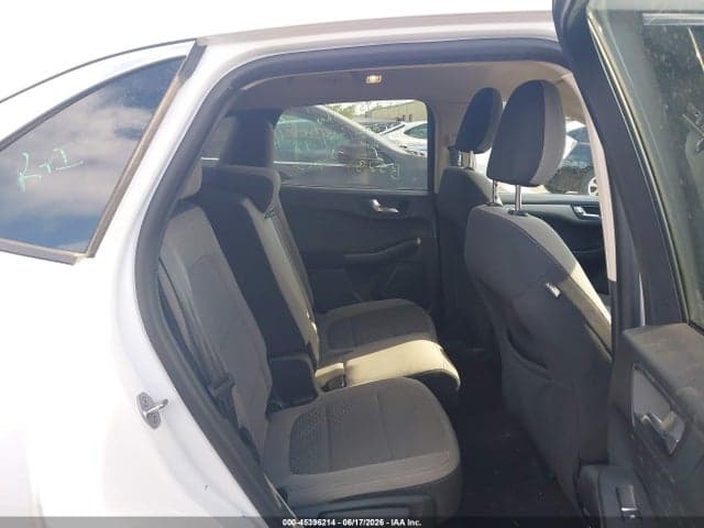 2020 FORD ESCAPE SE 8