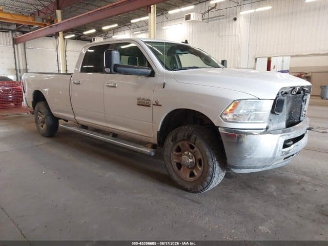 2017 RAM 3500 SLT 4X4 8' BOX 1