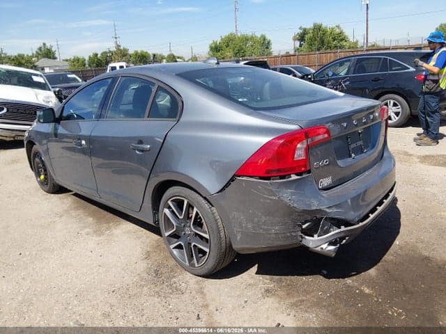 2017 VOLVO S60 T5 3