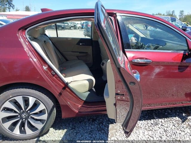 2017 HONDA ACCORD HYBRID EX-L 8