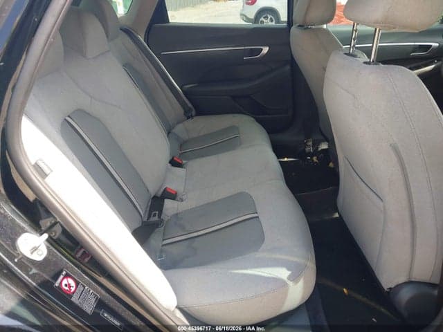 2020 HYUNDAI SONATA SE 8