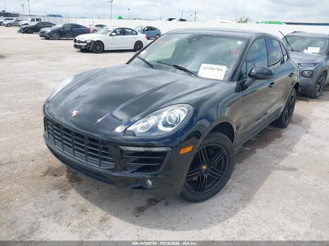 2017 PORSCHE MACAN 2