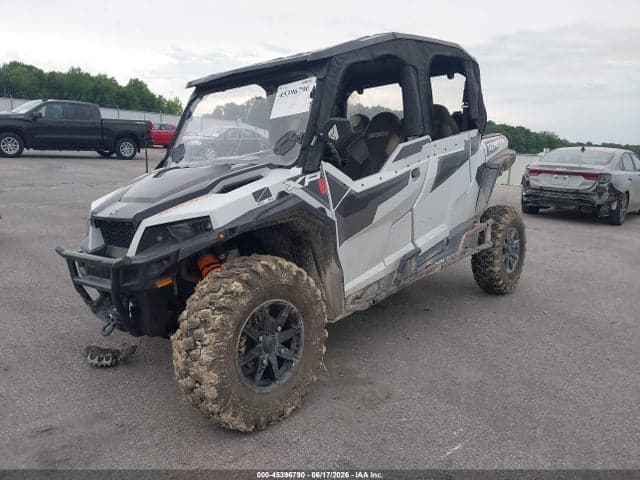 2022 POLARIS GENERAL XP 4 1000 DELUXE 2