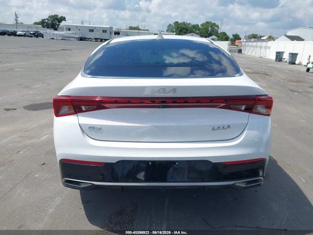 2022 KIA K5 LXS 16