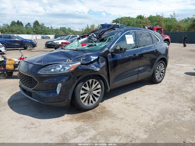 2021 FORD ESCAPE TITANIUM 2