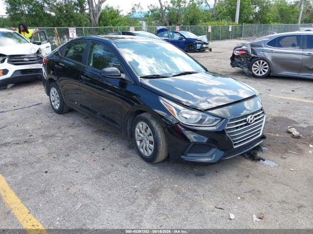 2021 HYUNDAI ACCENT SE 1