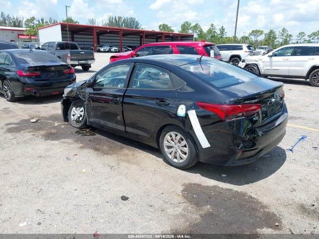 2021 HYUNDAI ACCENT SE 3