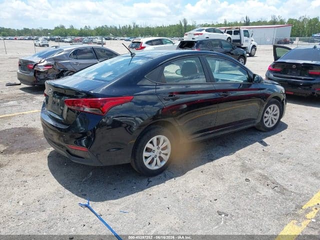 2021 HYUNDAI ACCENT SE 4