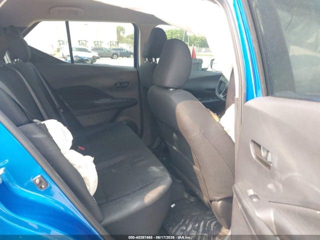 2024 NISSAN KICKS S XTRONIC CVT 8