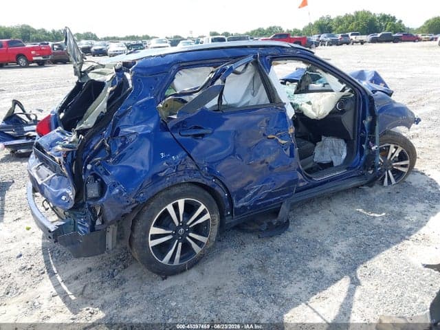 2020 NISSAN KICKS SV XTRONIC CVT 4