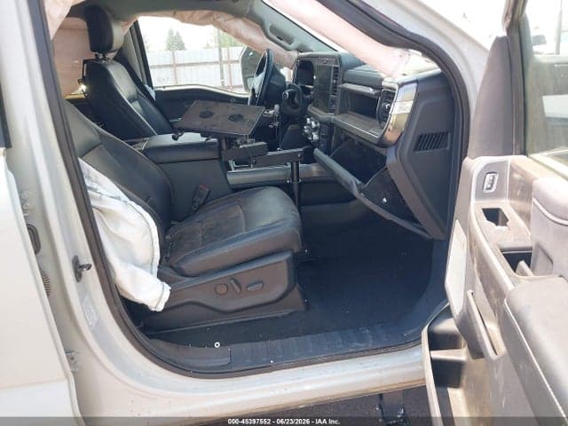 2025 FORD F-250 LARIAT 5