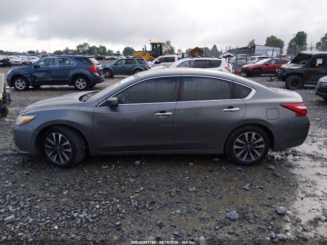 2017 NISSAN ALTIMA 2.5 SV 14