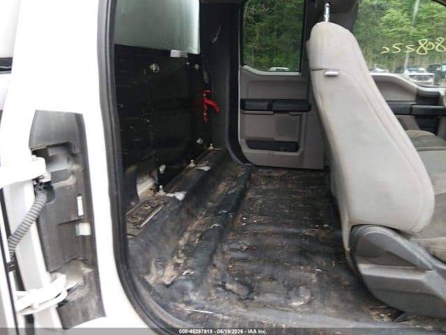 2017 FORD F-150 XL/XLT 8