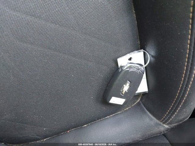 2021 CHEVROLET TRAX AWD LT 11