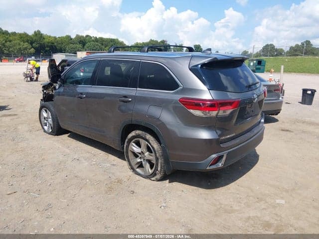 2017 TOYOTA HIGHLANDER LIMITED 3