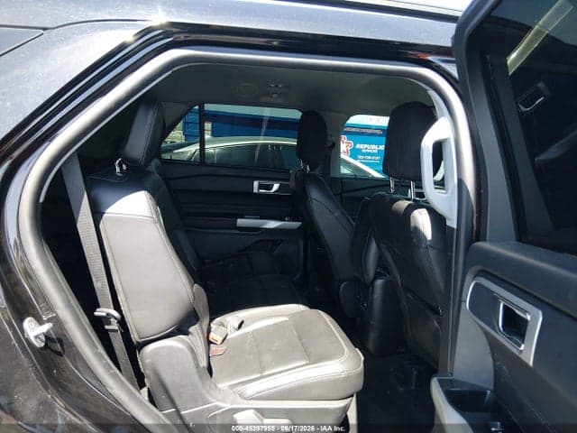 2024 FORD EXPLORER XLT 8