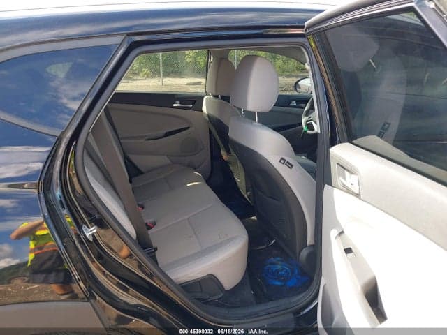 2019 HYUNDAI TUCSON VALUE 8