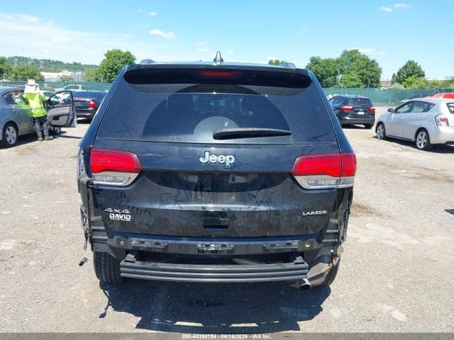 2020 JEEP GRAND CHEROKEE LAREDO E 4X4 17