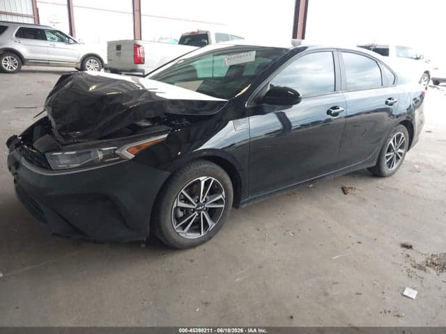 2023 KIA FORTE LXS 2