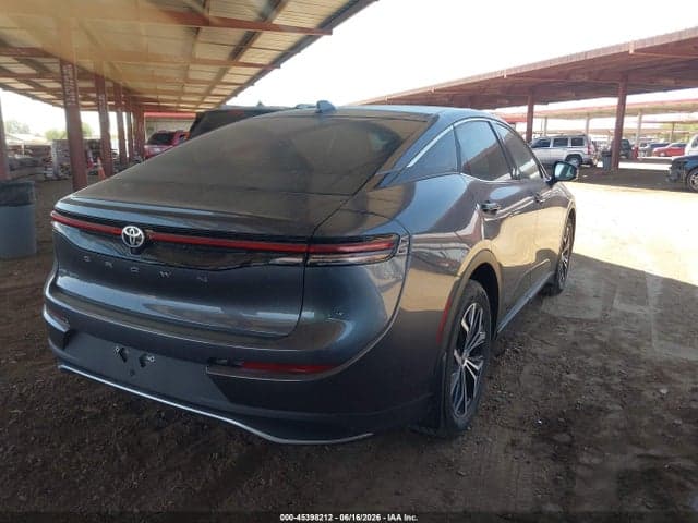 2024 TOYOTA CROWN XLE 4