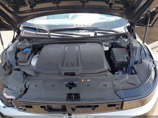 2025 HYUNDAI IONIQ 5 LIMITED 10