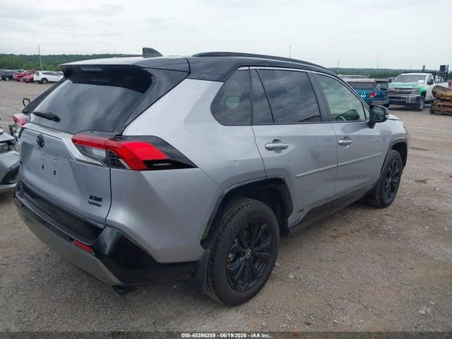 2025 TOYOTA RAV4 HYBRID XSE 4