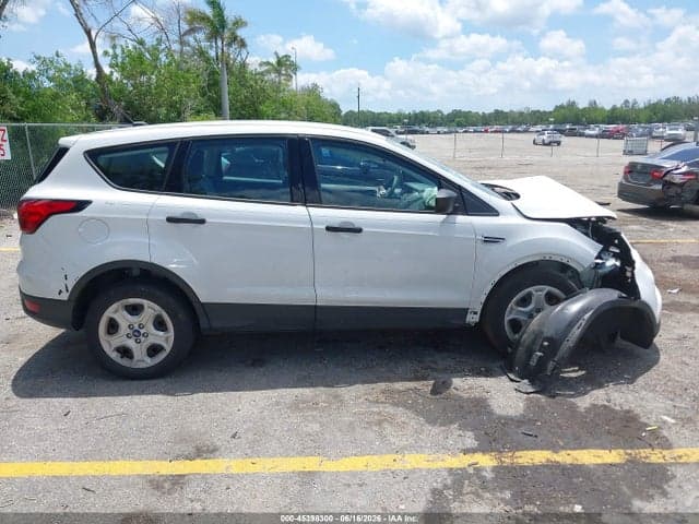 2019 FORD ESCAPE S 13