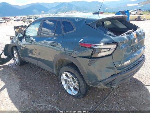 2025 CHEVROLET TRAX FWD LS 3