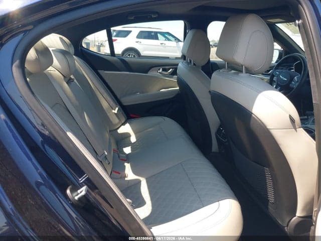 2023 GENESIS G70 3.3T 8