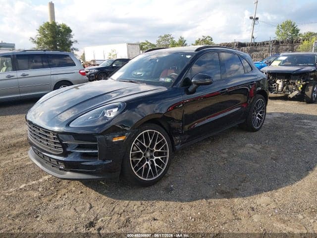 2019 PORSCHE MACAN 2