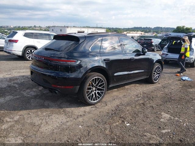 2019 PORSCHE MACAN 4