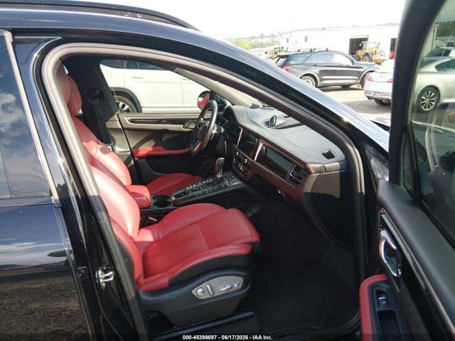 2019 PORSCHE MACAN 5