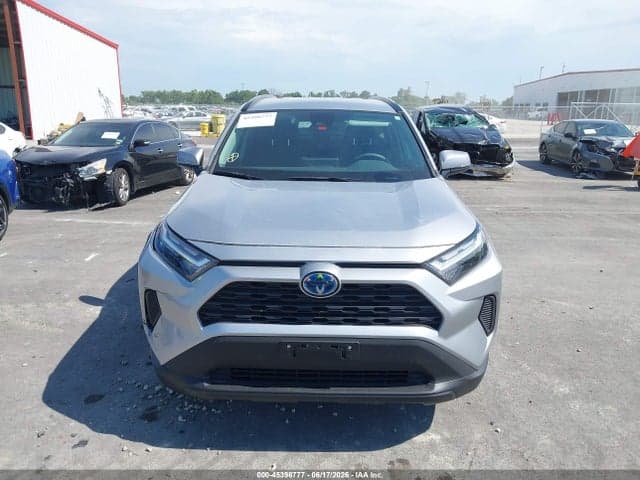 2024 TOYOTA RAV4 HYBRID XLE 12