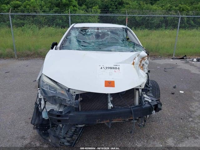 2018 TOYOTA COROLLA SE 12