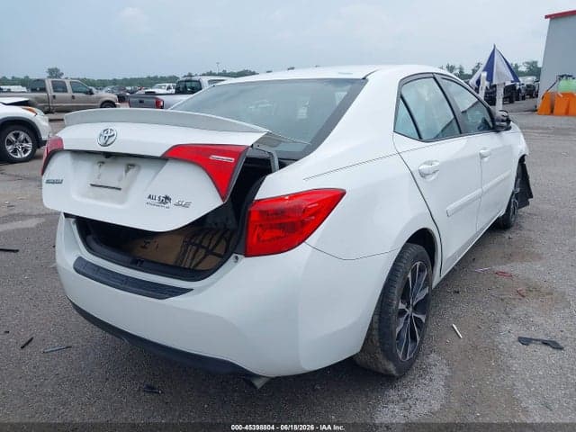 2018 TOYOTA COROLLA SE 4