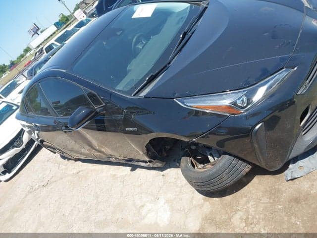2019 TOYOTA PRIUS LIMITED 12