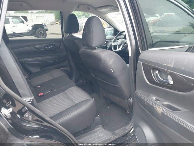 2019 NISSAN ROGUE S 8