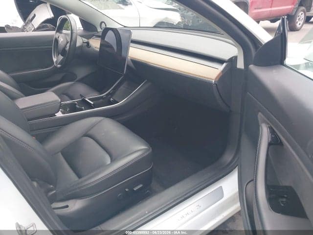 2019 TESLA MODEL 3 LONG RANGE/PERFORMANCE 5