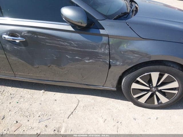 2019 NISSAN ALTIMA 2.5 SV 18