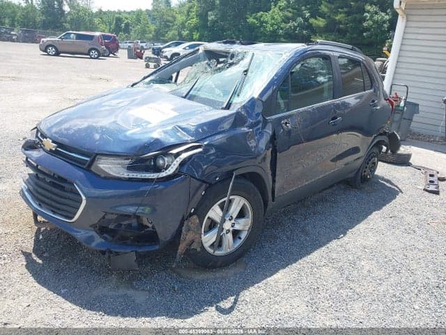 2018 CHEVROLET TRAX LT 2