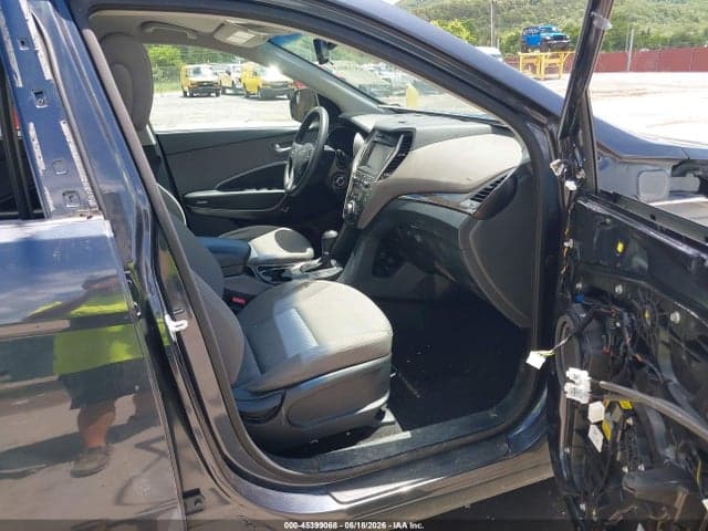 2017 HYUNDAI SANTA FE SE 5