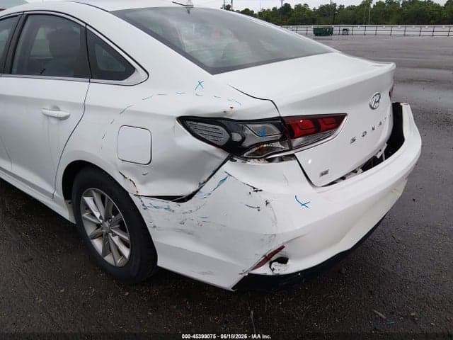 2018 HYUNDAI SONATA SE 17