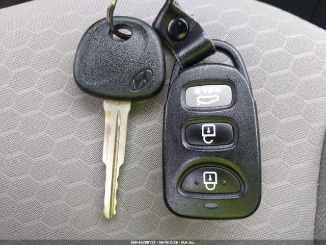 2019 HYUNDAI ELANTRA SE 11