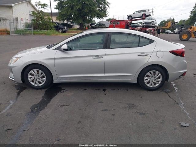 2019 HYUNDAI ELANTRA SE 19