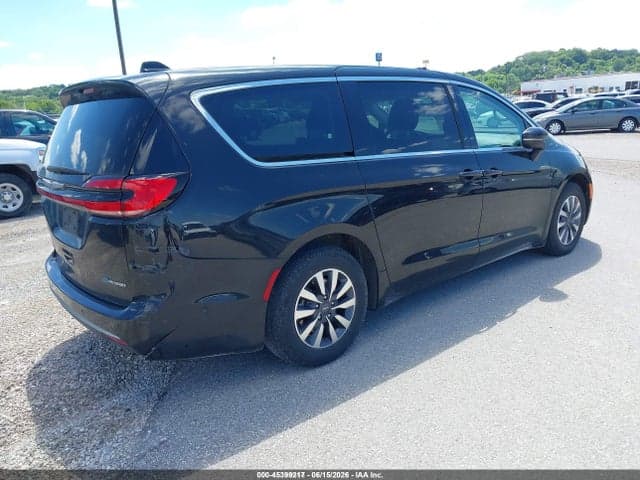 2023 CHRYSLER PACIFICA HYBRID TOURING L 4